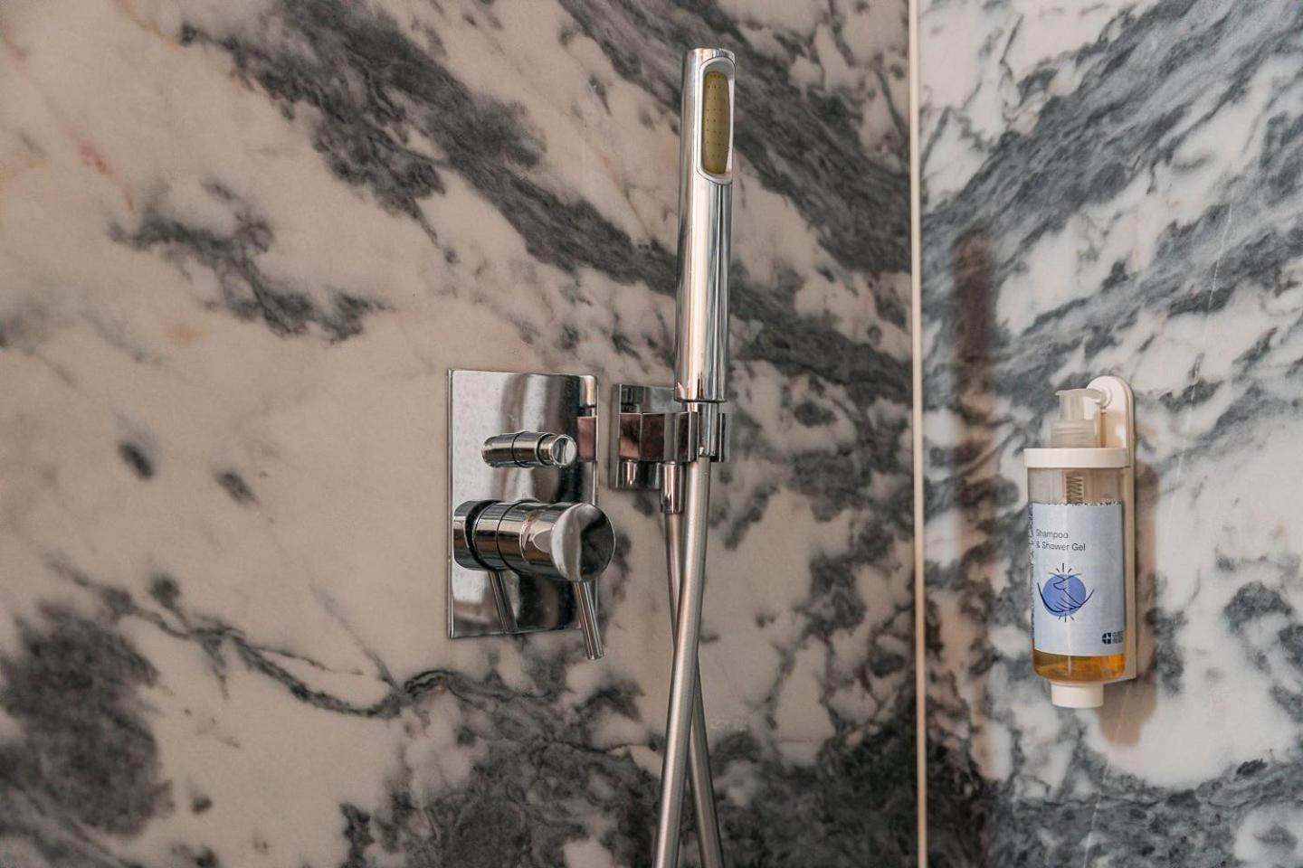 Guestready - Zaza Guest House Coimbra Esterno foto