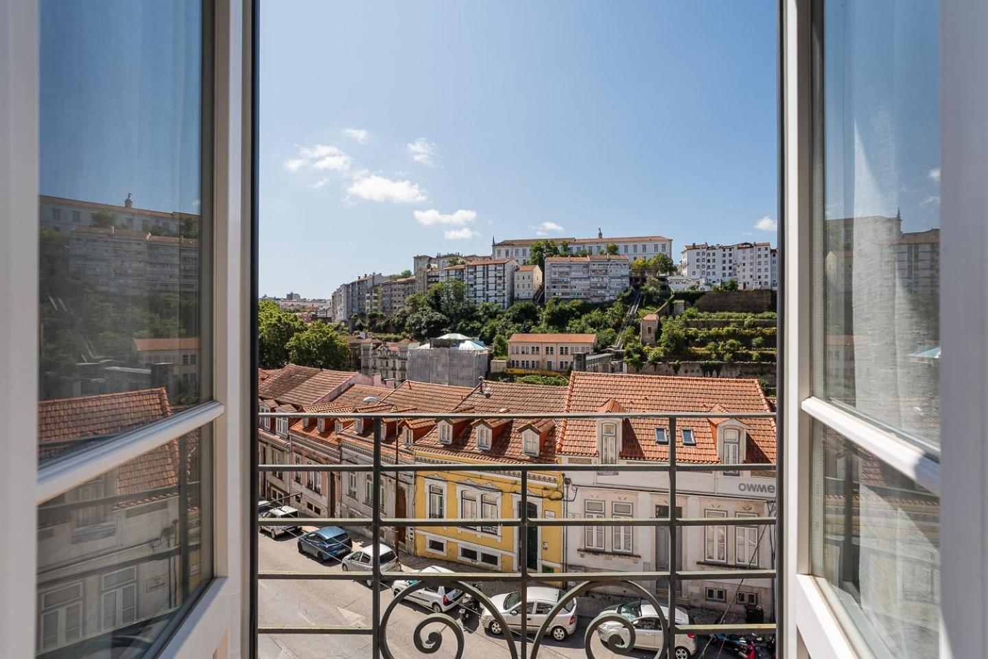 Guestready - Zaza Guest House Coimbra Esterno foto